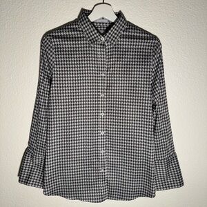 Chico's Women’s Black/Grey Houndstooth No-Iron Coolmax All Seasons Stretch Shirt